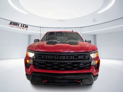 Used 2025 Chevrolet Silverado 1500 Custom Trail Boss AWD/4WD image 8