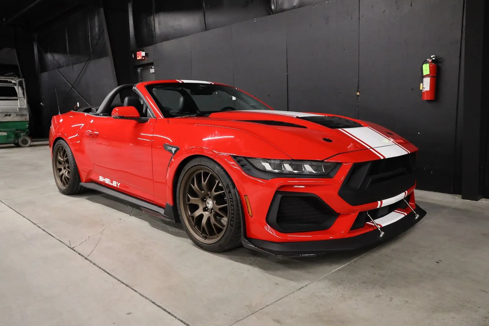 Used 2024 Ford Mustang GT Premium w/ GT Performance Package RWD image 1