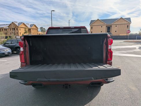 Used 2025 Chevrolet Silverado 1500 RST w/ Dark Appearance Package image 9