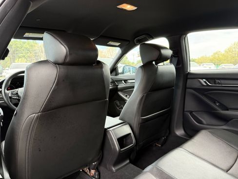 Used 2019 Honda Accord Sport image 18