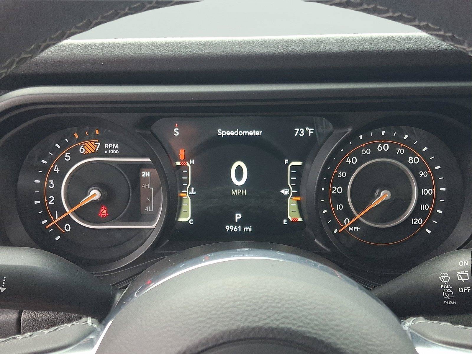 Used 2025 Jeep Wrangler Unlimited Sahara AWD/4WD image 20