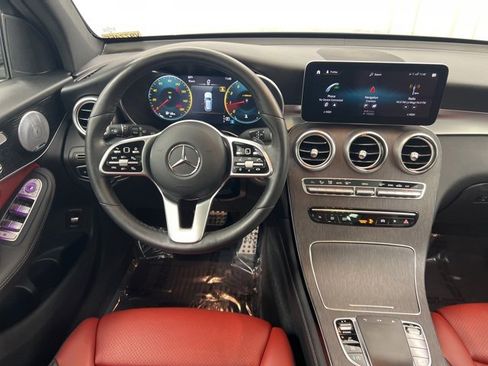 Used 2021 Mercedes-Benz GLC 300 4MATIC image 22