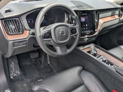 Certified 2023 Volvo XC60 B5 Ultimate w/ Protection Package Premier FWD image 12