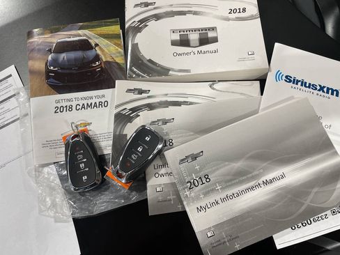 Used 2018 Chevrolet Camaro SS RWD image 17
