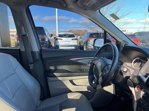 Used 2017 Honda Pilot EX-L image 40