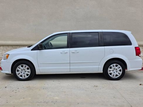 Used 2017 Dodge Grand Caravan SE w/ Power Window Group FWD image 6