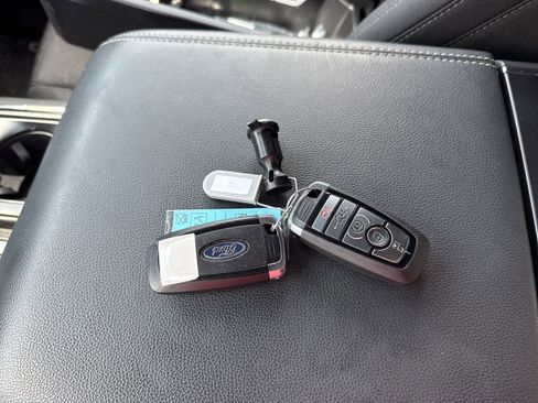 Used 2025 Ford F150 XLT w/ Equipment Group 302A MID image 17