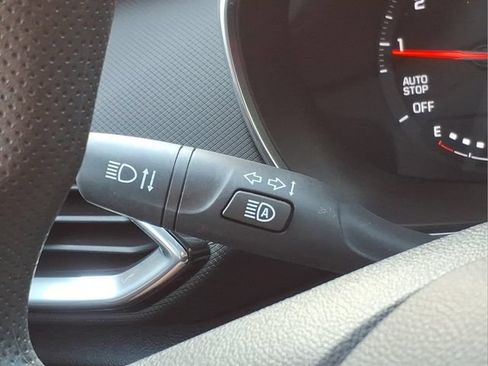 Used 2023 Chevrolet TrailBlazer LT w/ Driver Confidence Package FWD image 27