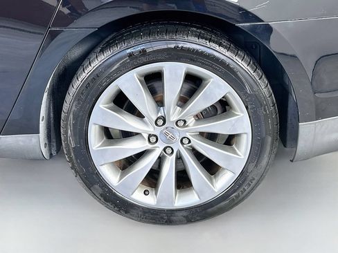 Used 2016 Lincoln MKS AWD image 33