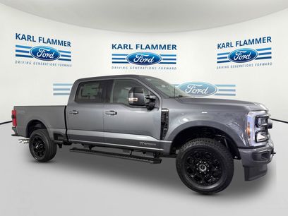 New 2026 Ford F250 Lariat w/ Black Appearance Package