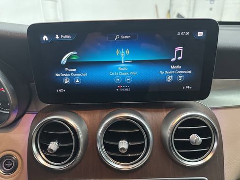 Certified 2020 Mercedes-Benz GLC 300 image 13