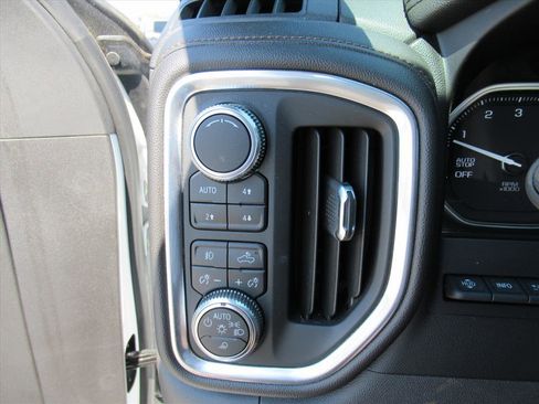 Used 2019 GMC Sierra 1500 AT4 w/ AT4 Premium Package image 20