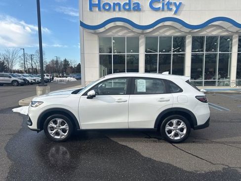 Certified 2023 Honda HR-V LX image 5