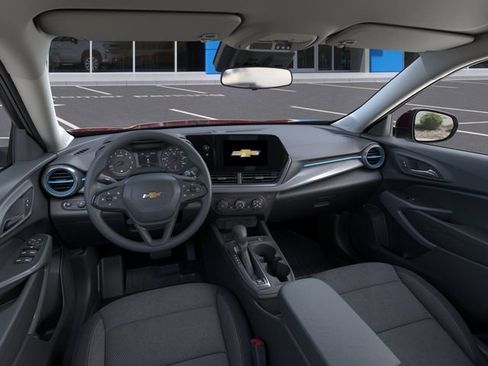 New 2026 Chevrolet Trax LS w/ LS Convenience Package FWD image 15