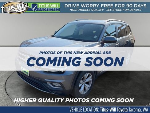 Used 2018 Volkswagen Atlas SEL AWD/4WD image 2