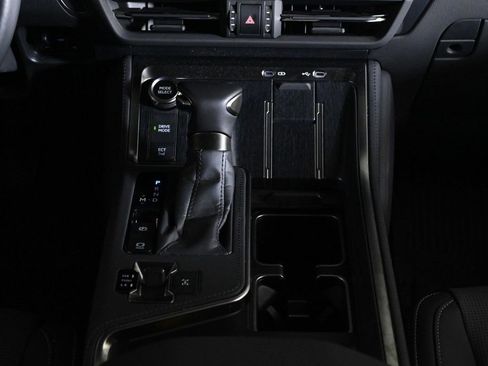 Used 2025 Lexus GX 550 image 14