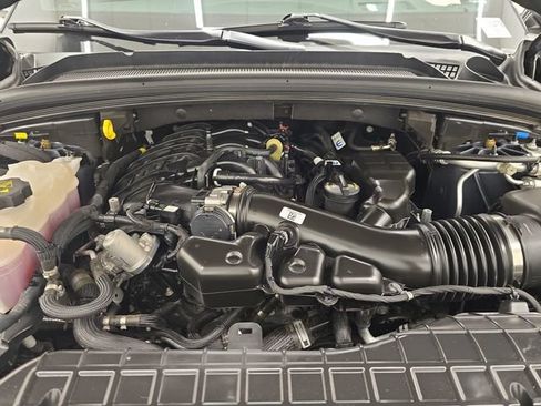 Used 2024 Jeep Grand Cherokee Summit AWD/4WD image 39
