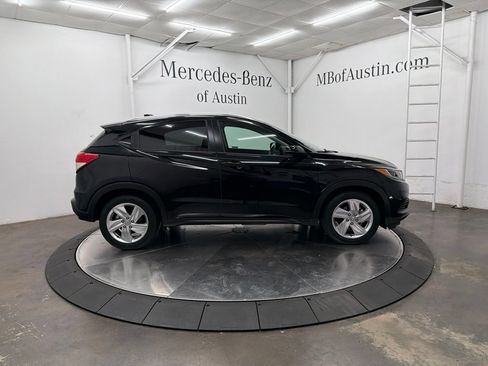 Used 2019 Honda HR-V EX-L image 8