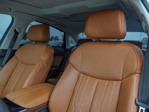 Certified 2024 Audi A8 L 3.0T image 9