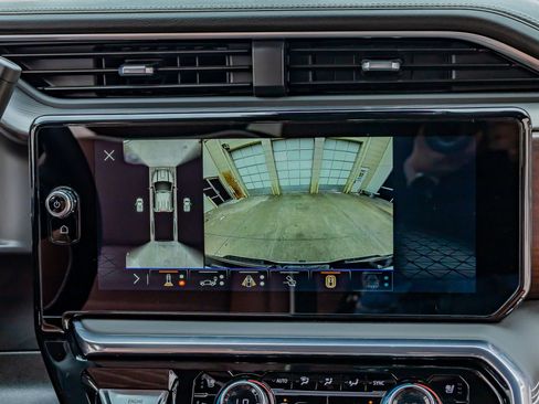 Used 2026 GMC Sierra 3500 Denali Ultimate image 26