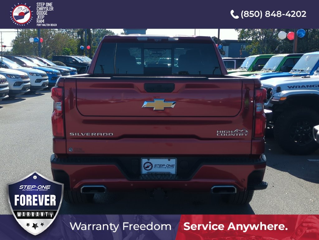 Used 2024 Chevrolet Silverado 1500 High Country AWD/4WD image 5