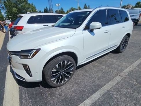 Used 2025 Volvo XC90 B6 Plus w/ Protection Package Premier AWD/4WD image 1