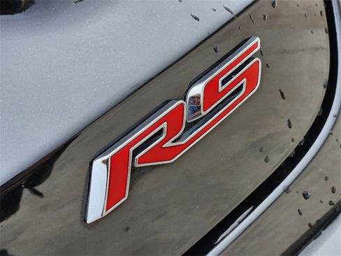 Used 2024 Chevrolet Trax RS w/ Sunroof Package image 13