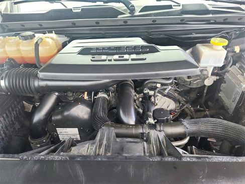 Used 2020 RAM 1500 Laramie w/ Night Edition image 46