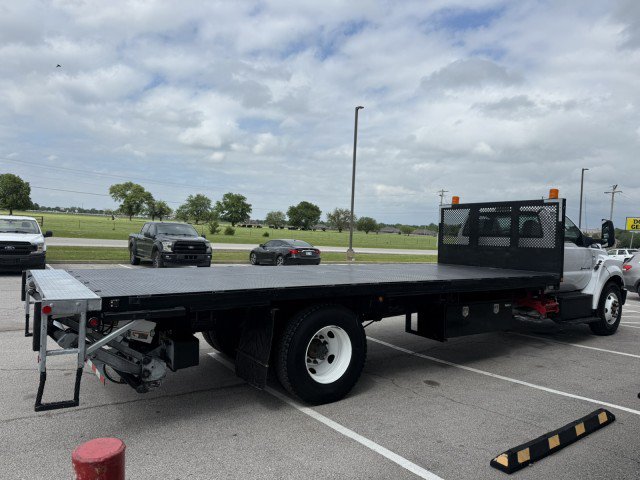 Used 2019 Ford F650 2WD Regular Cab Super Duty image 3