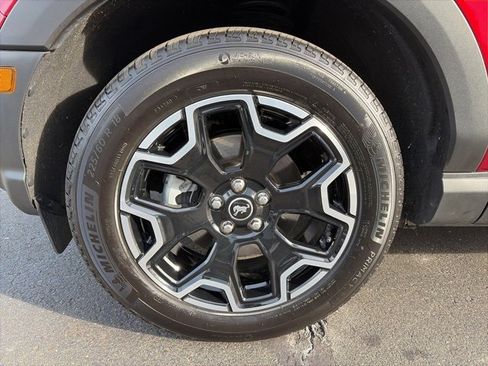 Used 2025 Ford Bronco Sport Outer Banks w/ Outer Banks Tech Package+ image 12