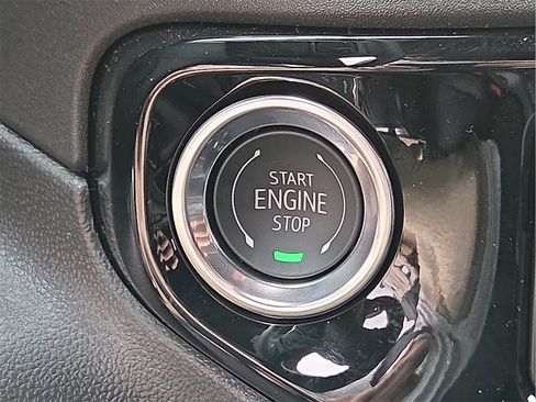 New 2026 GMC Sierra 1500 SLE w/ Preferred Package image 21