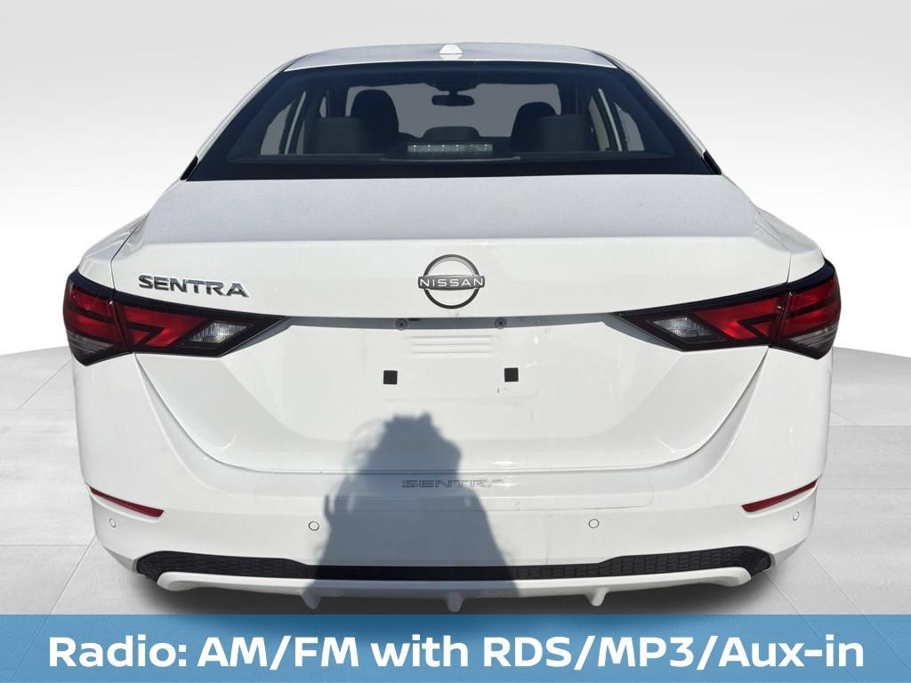Used 2025 Nissan Sentra SV FWD image 16
