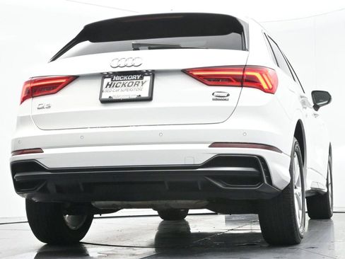 Used 2021 Audi Q3 2.0T Premium w/ Convenience Package AWD/4WD image 42