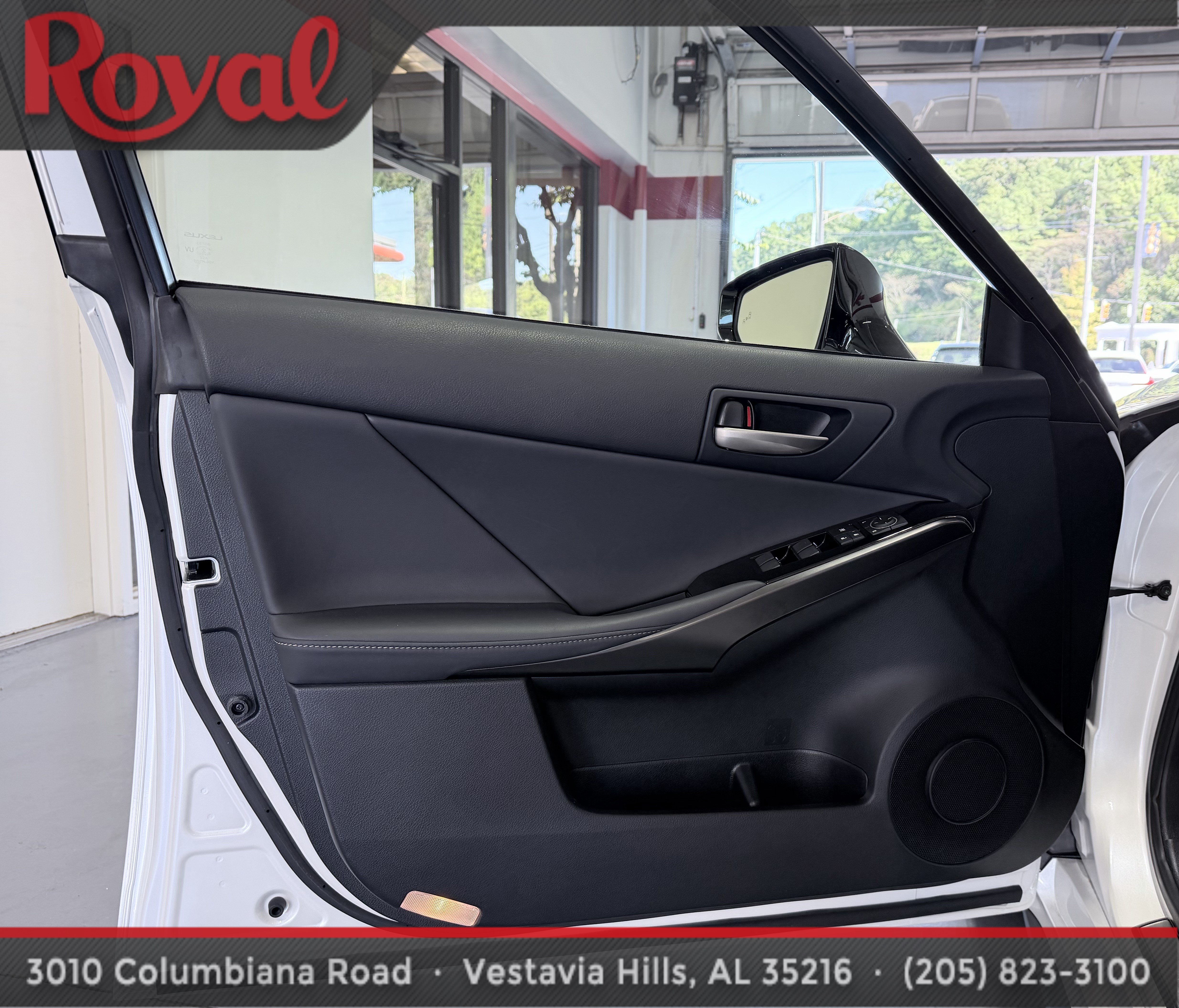 Used 2022 Lexus IS 300 AWD w/ Comfort Package image 11