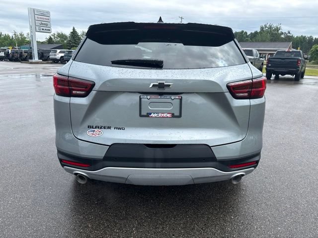 New 2026 Chevrolet Blazer LT w/ Midnight/Sport Edition AWD/4WD image 5