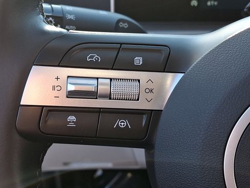 Certified 2025 Hyundai Tucson SEL FWD image 23