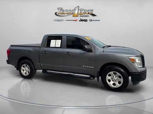 Used 2018 Nissan Titan S w/ S Utility Package image 9