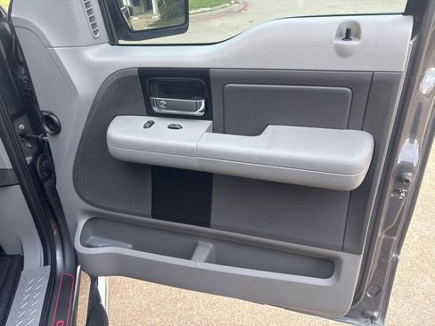 Used 2006 Ford F150 STX image 19