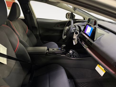 New 2026 Toyota Prius Plug-In Hybrid image 15
