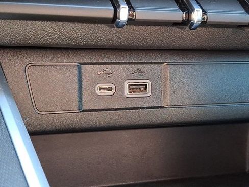 Used 2024 Chevrolet Colorado Trail Boss w/ Technology Package image 29