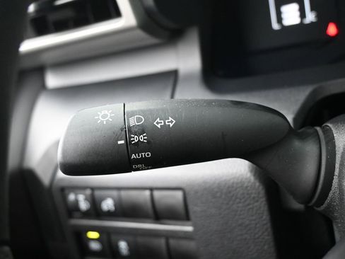 Used 2025 Toyota Tacoma SR RWD image 21