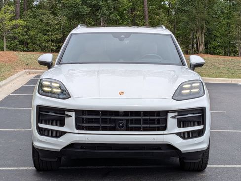 Certified 2026 Porsche Cayenne S AWD/4WD image 36