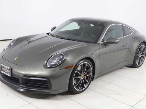 Used 2021 Porsche 911 Carrera S w/ Sport Package RWD image 31