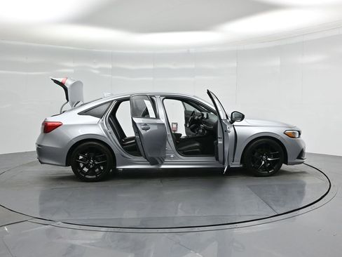 Used 2022 Honda Civic Sport image 4