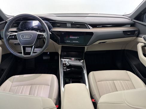 Used 2024 Audi Q8 e-tron Premium Plus w/ Premium Plus Package AWD/4WD image 15