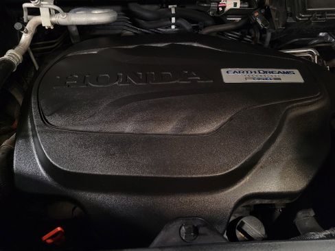 Used 2016 Honda Pilot Touring image 30