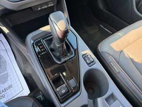 Used 2025 Subaru Crosstrek 2.5i Limited w/ Crosstrek Mirror Package image 27