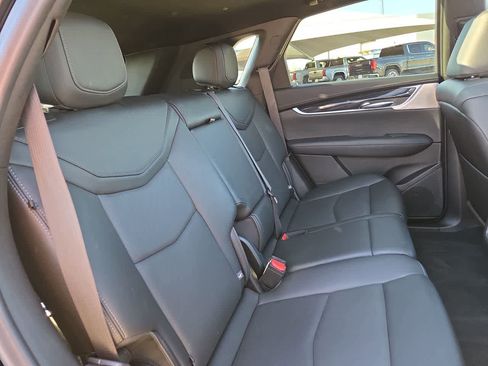Used 2023 Cadillac XT5 Premium Luxury image 17