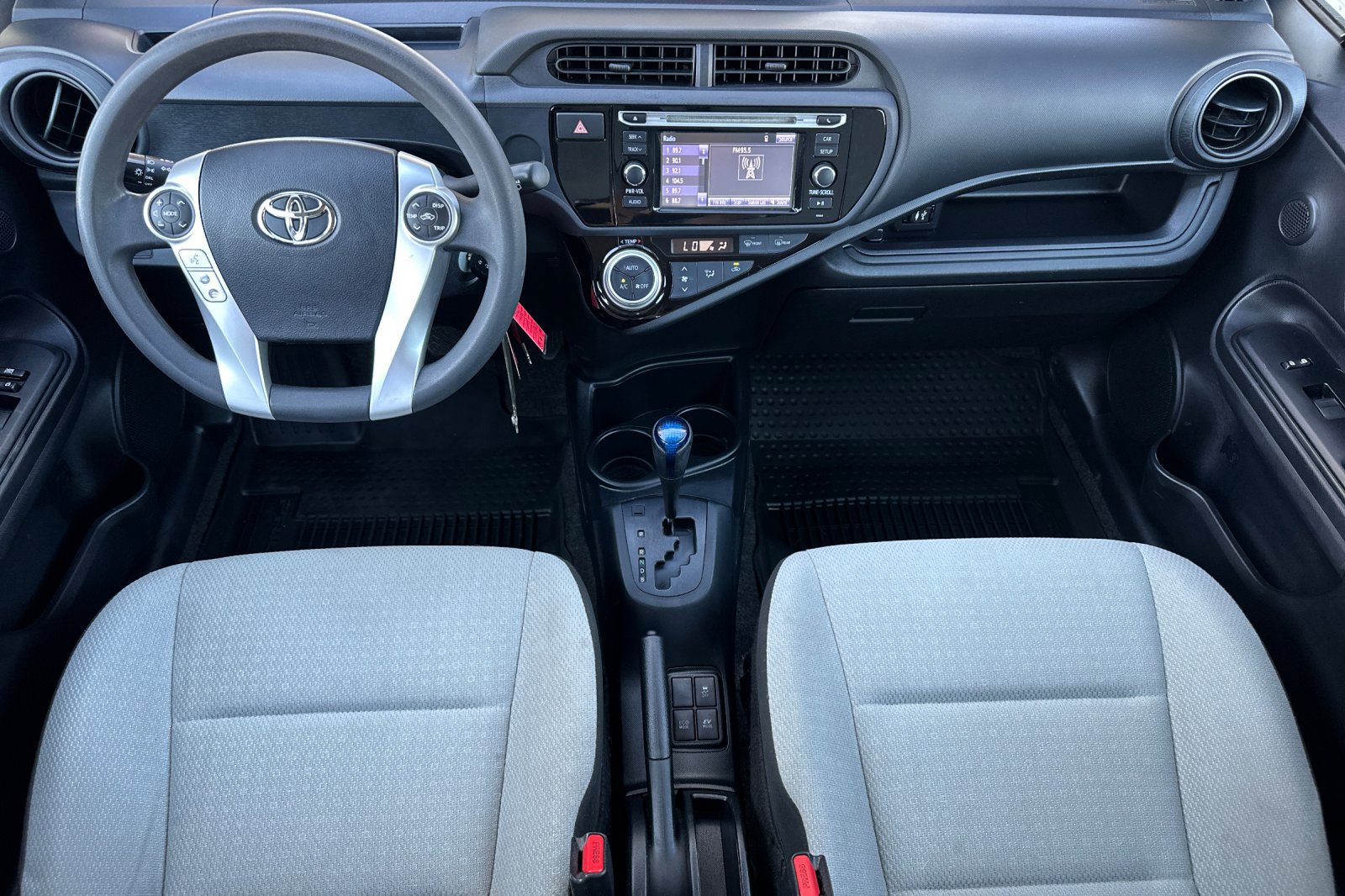 Used 2016 Toyota Prius C One FWD image 15