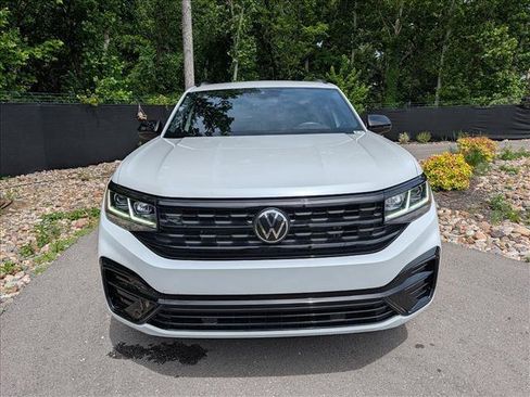 Used 2023 Volkswagen Atlas Cross Sport SEL R-Line AWD/4WD image 8